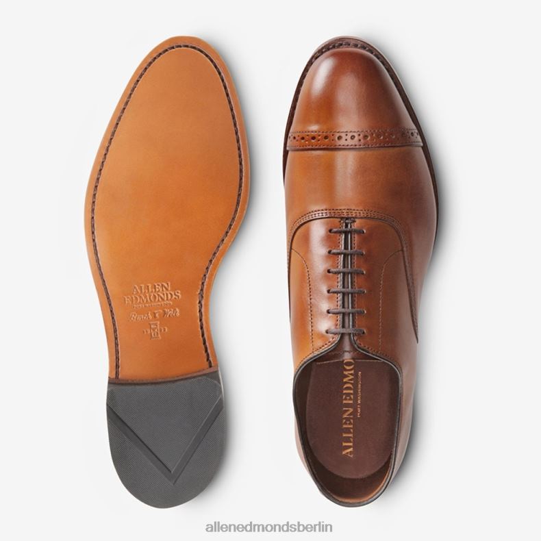 Allen Edmonds Walnussbraun Männer Fifth Avenue Oxford-Schuh mit Kappenkappe 82J2T311